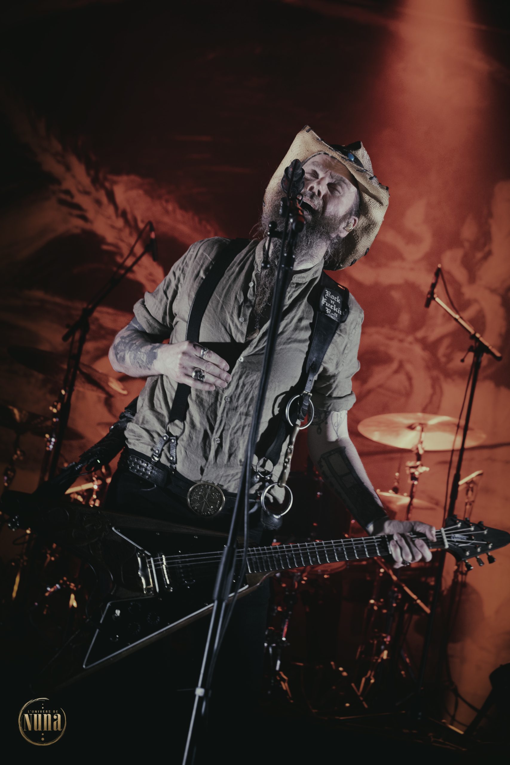 artwork for poster or album cover
Concerts Live photographe